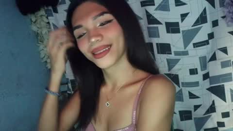 Snapshot of horny_rhiana chatting on 04-25-26, 05:32 Rhiana online show from 04-25-26, 05:32