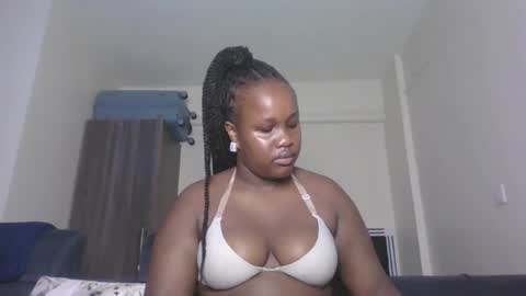 Snapshot of horny_sexxy_babe chatting on 06-14-26, 11:12 Lucy online show from 06-14-26, 11:12