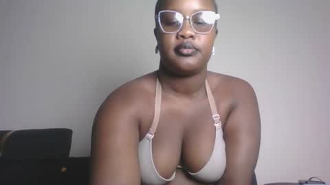 Snapshot of horny_sexxy_babe chatting on 07-13-26, 12:41 Lucy online show from 07-13-26, 12:41