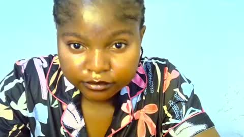 Thelma online show from 06-11-26, 08:23