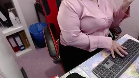 Soso online show from 12-02-25, 05:46