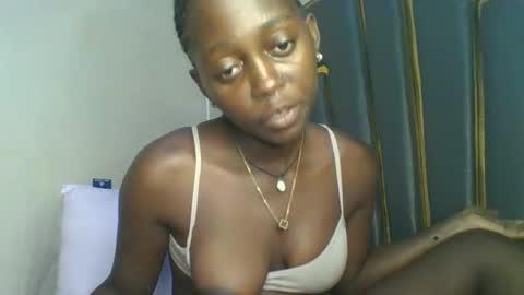 Bella online show from 11-29-25, 09:18