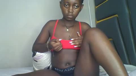 Bella online show from 12-14-25, 04:40