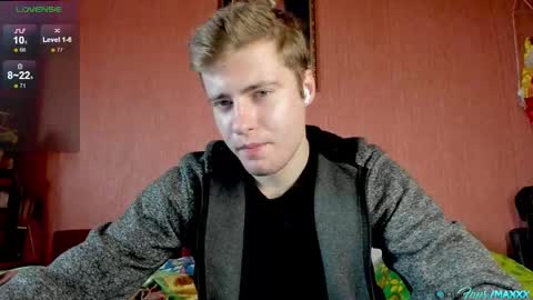 Max online show from 10-28-25, 10:41