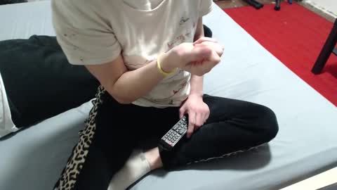 Snapshot of hornycouple21x chatting on 12-25-24, 10:16 HornyCouple89 online show from 12-25-24, 10:16