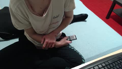 Snapshot of hornycouple21x chatting on 02-06-25, 10:32 HornyCouple89 online show from 02-06-25, 10:32