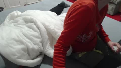 Snapshot of hornycouple21x chatting on 10-20-25, 10:21 HornyCouple89 online show from 10-20-25, 10:21