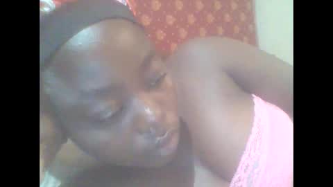 Snapshot of hornygal001 chatting on 06-10-26, 06:01 hornygal001 online show from 06-10-26, 06:01