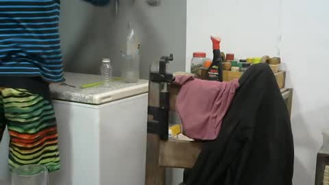 Snapshot of hornyhippies0080 chatting on 06-27-26, 02:44 Nix D online show from 06-27-26, 02:44