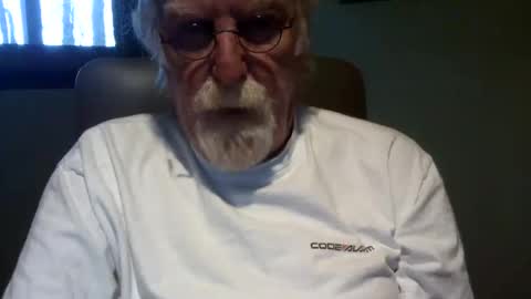 Snapshot of hornyinohio9 chatting on 04-14-26, 12:44 HornyInOhio9 online show from 04-14-26, 12:44