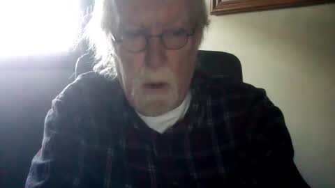 Snapshot of hornyinohio9 chatting on 04-21-26, 12:00 HornyInOhio9 online show from 04-21-26, 12:00