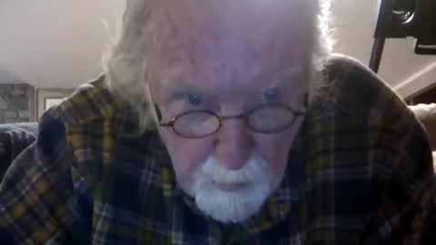 Snapshot of hornyinohio9 chatting on 04-29-26, 01:26 HornyInOhio9 online show from 04-29-26, 01:26