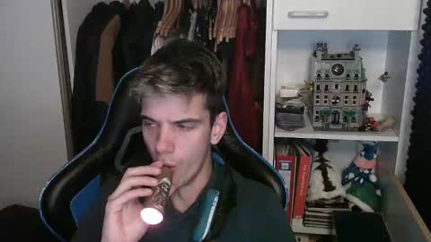 Joey online show from 11-18-25, 06:45