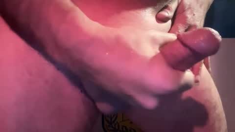 Snapshot of hornyladaddy chatting on 03-09-25, 04:27 HornyLADaddy online show from 03-09-25, 04:27