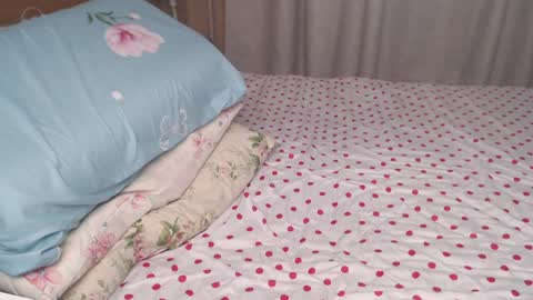 Nikki online show from 03-27-26, 08:26