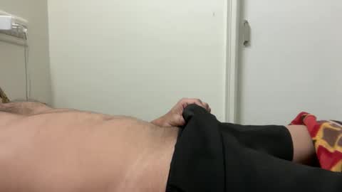 Snapshot of hornyme57 chatting on 01-01-25, 05:55 Ash online show from 01-01-25, 05:55