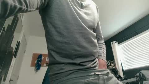 Snapshot of hornyone21x chatting on 12-08-24, 11:19 hornyone21x online show from 12-08-24, 11:19