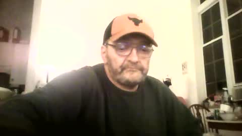 Snapshot of hornysiciliancock712446 chatting on 11-20-25, 03:39 Peter online show from 11-20-25, 03:39