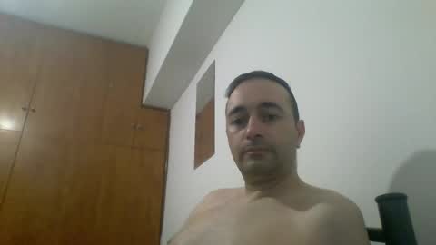 Snapshot of hornysnake69 chatting on 04-17-26, 04:21 hornysnake69 online show from 04-17-26, 04:21