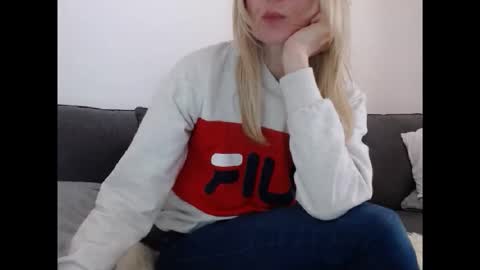 Hornyssima online show from 05-17-26, 02:24