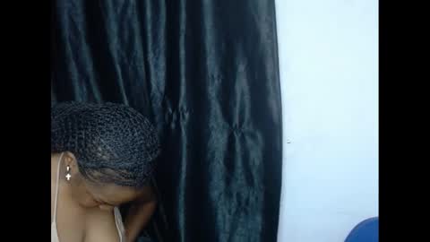 Snapshot of hornyxbum chatting on 01-12-25, 08:03 hornyxbum online show from 01-12-25, 08:03