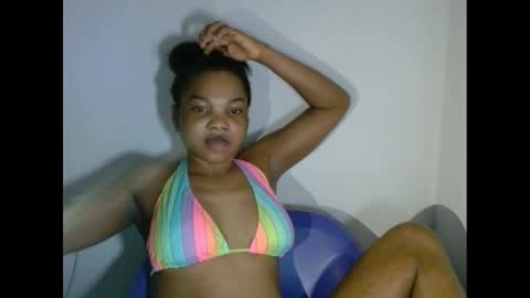 Snapshot of hornyxbum chatting on 03-12-25, 08:20 hornyxbum online show from 03-12-25, 08:20