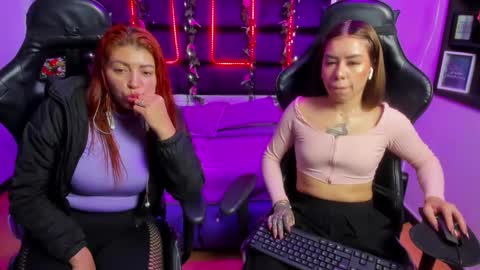 Snapshot of hornyy_mom chatting on 02-24-25, 12:16 hornyy mom online show from 02-24-25, 12:16