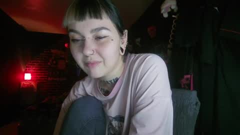 Snapshot of horror_circus chatting on 12-01-24, 04:51 Messalina Horror online show from 12-01-24, 04:51