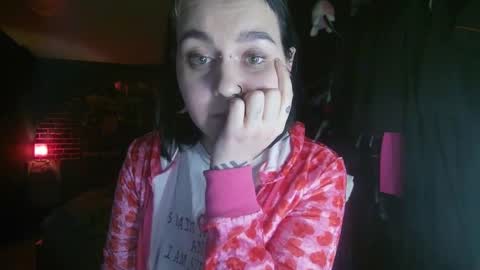 Snapshot of horror_circus chatting on 01-05-25, 06:02 Messalina Horror online show from 01-05-25, 06:02