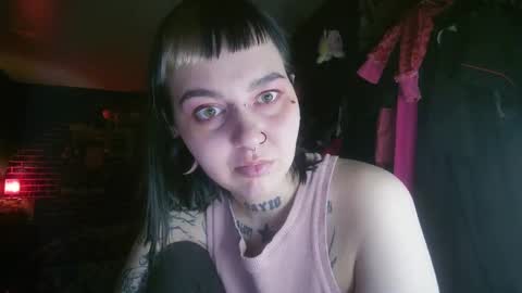 Snapshot of horror_circus chatting on 01-13-25, 03:12 Messalina Horror online show from 01-13-25, 03:12