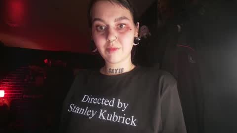 Snapshot of horror_circus chatting on 02-11-25, 04:01 Messalina Horror online show from 02-11-25, 04:01