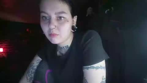 Snapshot of horror_circus chatting on 02-12-25, 03:07 Messalina Horror online show from 02-12-25, 03:07