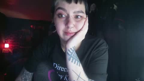 Snapshot of horror_circus chatting on 02-13-25, 04:43 Messalina Horror online show from 02-13-25, 04:43