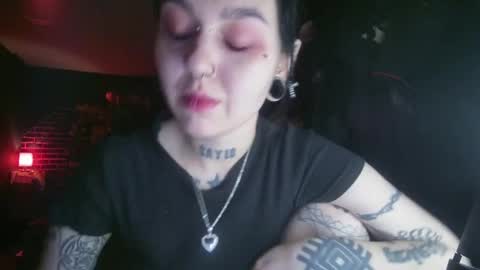 Snapshot of horror_circus chatting on 02-17-25, 03:15 Messalina Horror online show from 02-17-25, 03:15