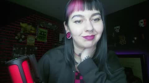 Snapshot of horror_circus chatting on 09-25-25, 07:01 Messalina Horror online show from 09-25-25, 07:01