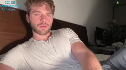 Edward aka Wolf online show from 11-23-25, 01:27