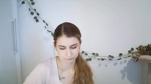 NINA online show from 02-26-26, 07:40