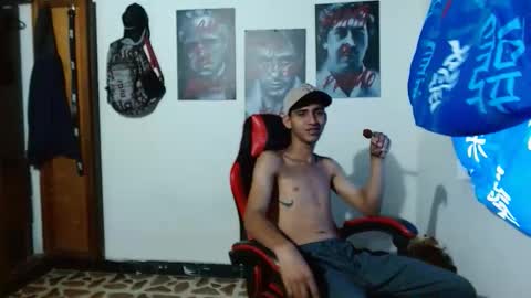 Snapshot of hot__mechanic chatting on 06-04-26, 10:38 hot__mechanic online show from 06-04-26, 10:38