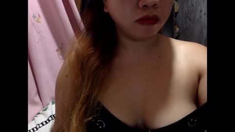 Snapshot of hot_april214 chatting on 12-19-25, 11:17 hot_april214 online show from 12-19-25, 11:17