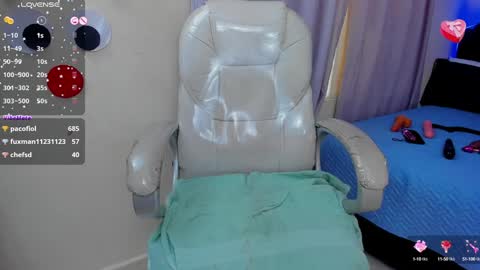 VALENTINA online show from 01-09-25, 01:35