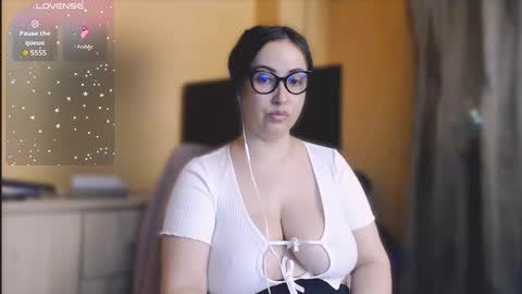 v     online show from 02-11-26, 09:31