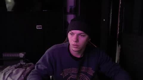 Snapshot of hot_boy_2002_ chatting on 10-30-25, 07:54 Hot boy 2002 online show from 10-30-25, 07:54