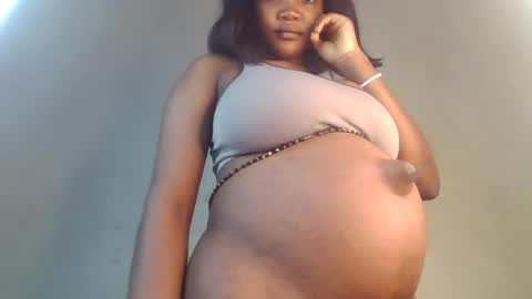 Snapshot of hot_choccoolate chatting on 07-25-26, 11:41 Zarah online show from 07-25-26, 11:41