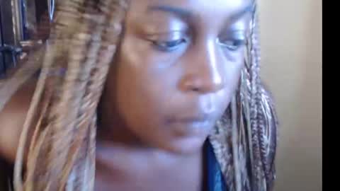 Coco online show from 09-25-25, 07:45