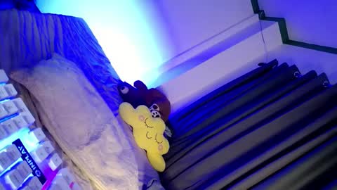 its me CLAUDIA online show from 01-19-25, 01:12