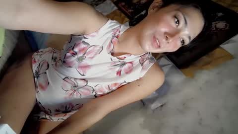 its me CLAUDIA online show from 03-10-25, 06:45