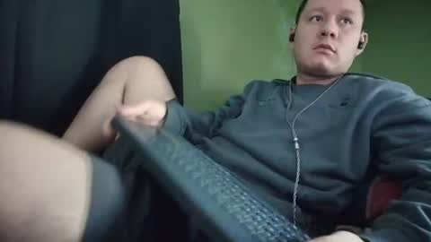 Snapshot of hot_guy36 chatting on 07-28-26, 04:27 hot_guy36 online show from 07-28-26, 04:27