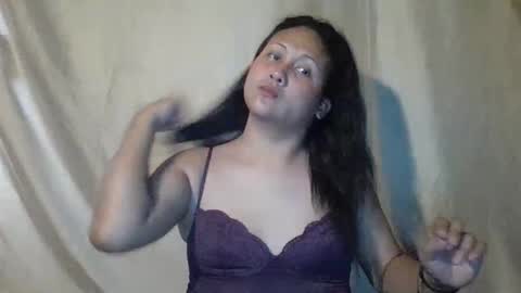 Snapshot of hot_jessica691 chatting on 05-06-26, 12:52 hot_jessica691 online show from 05-06-26, 12:52