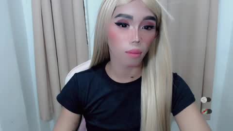 Khianna online show from 07-23-26, 04:27