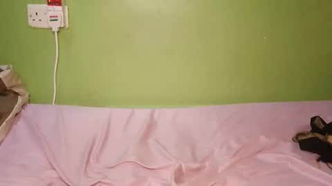 hot_latifah online show from 12-04-25, 09:56